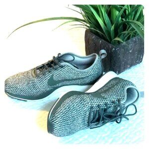 Nike Dualtone Racer Size 8